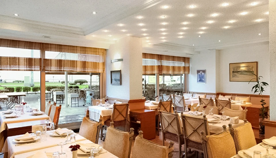 هتل ازمیر پالاس